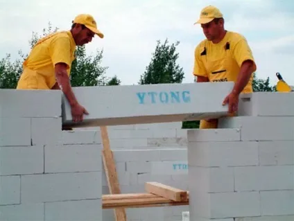 Ніздрюватий бетон Ітонг (ytong) ( «Колумб» своїй роботі) Ніздрюватий бетон Ітонг (ytong)