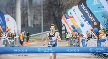 Сніданок чемпіона частина перша (перед Першим забігом) Сніданок чемпіона частина перша