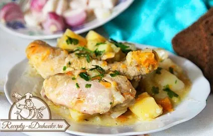 Печеня з курки з картоплею рецепт приготування з простої покрокової інструкції (спекотне курка картопля блюдо м'ясо) Печеня з курки з картоплею рецепт приготування з простої покрокової інструкції