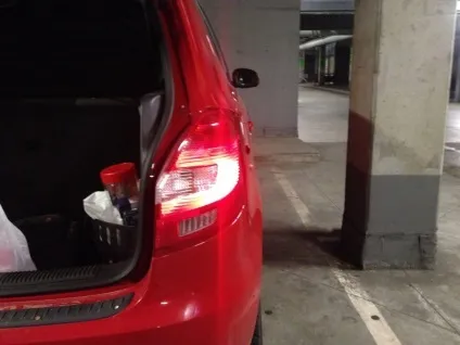 Заміна ламп задніх ліхтарів skoda fabia своїми руками (fabia) Заміна ламп задніх ліхтарів skoda fabia своїми руками