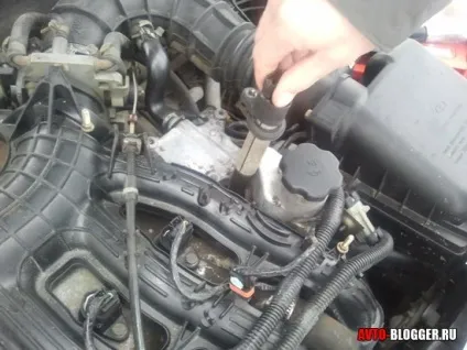 Заміна котушки запалювання, автоблог (запалювання) Заміна котушки запалювання, автоблог