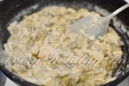 Жульєн з куркою і грибами, покрокові рецепти з фото (грибами) Жульєн з куркою і грибами, покрокові рецепти з фото