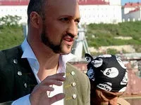 Зухвалі дні (2007) - інформація про фільм - українські фільми і серіали (інформація) Зухвалі дні (2007) - інформація про фільм - українські фільми і серіали