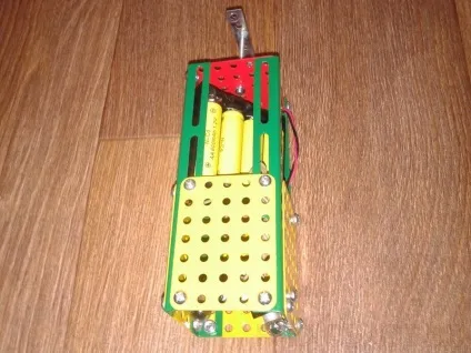 Дитячий залізний конструктор