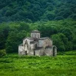 Стародавні храми Архиз