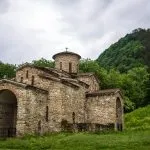 Стародавні храми Архиз