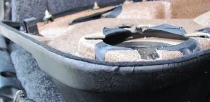 Як самостійно усунути деренчання обшивки дверей на ваз 2110, посібник автомобіліста (2110) Як самостійно усунути деренчання обшивки дверей на ваз 2110, посібник автомобіліста