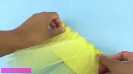 Як зшити для ляльки плаття зі спідницею з тюлю без викрійки (вироби для ляльок) Як зшити для ляльки плаття зі спідницею з тюлю без викрійки