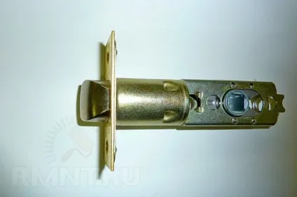 Як встановити ручку в міжкімнатні двері своїми руками - легка справа (дереву діаметром 23-24) Як встановити ручку в міжкімнатні двері своїми руками - легка справа