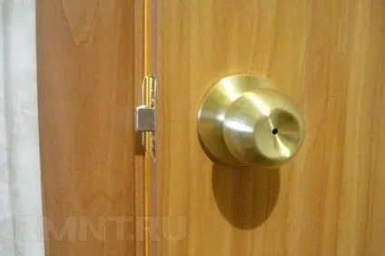 Як встановити ручку в міжкімнатні двері своїми руками - легка справа (руками) Як встановити ручку в міжкімнатні двері своїми руками - легка справа