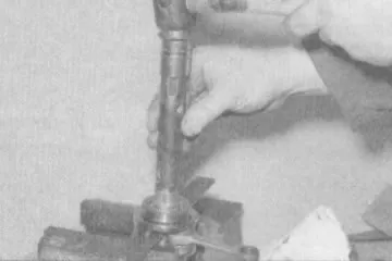 Як замінити колінвал на скутері з двотактним двигуном (труба) Як замінити колінвал на скутері з двотактним двигуном