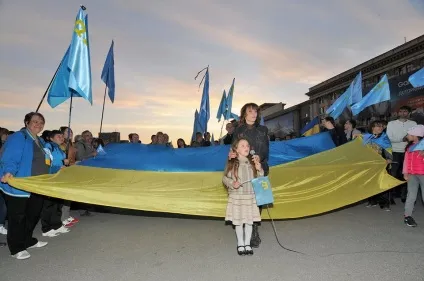 Як живуть в харкові люди, які виїхали з окупованого криму, kharkiv today (які) Як живуть в харкові люди, які виїхали з окупованого криму, kharkiv today