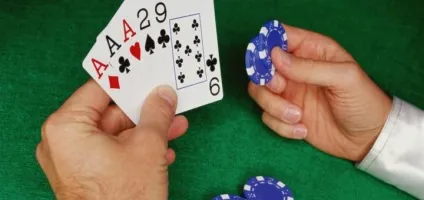 Комбінація сет в покері - що це таке