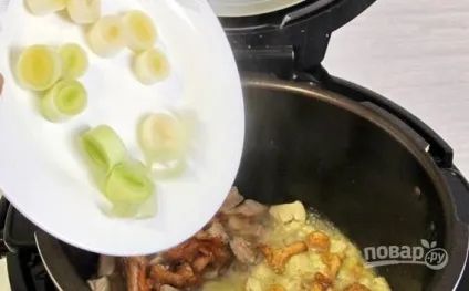 Картопля з куркою і грибами в мультиварці - покроковий рецепт з фото на (картопля) Картопля з куркою і грибами в мультиварці - покроковий рецепт з фото на