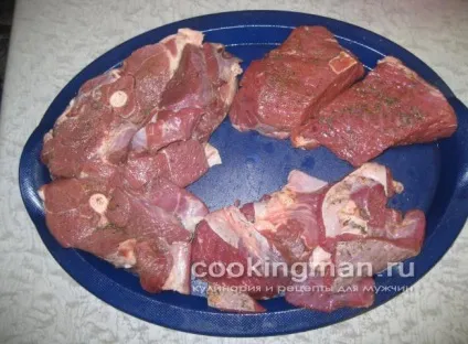 Картопля з м'ясом запечені в казані - кулінарія для чоловіків (м'ясо запечене з картоплею) Картопля з м'ясом запечені в казані - кулінарія для чоловіків