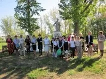 Мітинг 9 травня 2017 сценарій біля обеліска, вірші і поздоровлення (обеліска) Мітинг 9 травня 2017 сценарій біля обеліска, вірші і поздоровлення