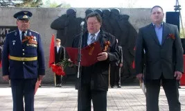 Мітинг 9 травня 2017 сценарій біля обеліска, вірші і поздоровлення (обеліска) Мітинг 9 травня 2017 сценарій біля обеліска, вірші і поздоровлення