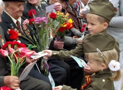 Мітинг 9 травня 2017 сценарій біля обеліска, вірші і поздоровлення (мітинг) Мітинг 9 травня 2017 сценарій біля обеліска, вірші і поздоровлення