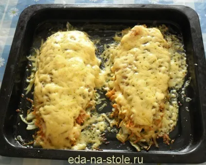 Морський язик в духовці, їжа на столі (в духовці) Морський язик в духовці, їжа на столі