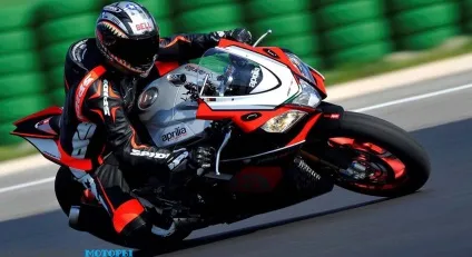 Огляд aprilia rsv4 2016