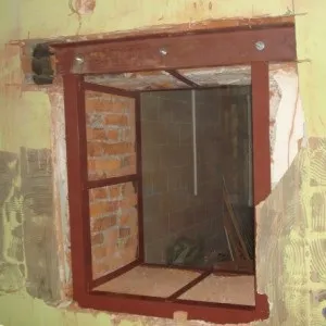 Віконний отвір в цегляній стіні - пристрій, кладка, відео (віконний отвір в цегляній стіні) Віконний отвір в цегляній стіні - пристрій, кладка, відео