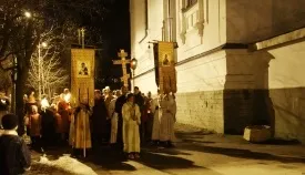 Пасхальна служба і хресний хід