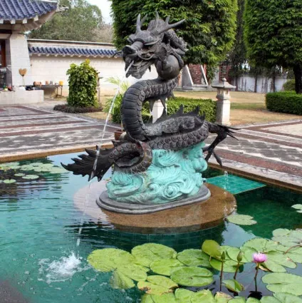 Парк трьох королівств і веселі картинки, asiasabai