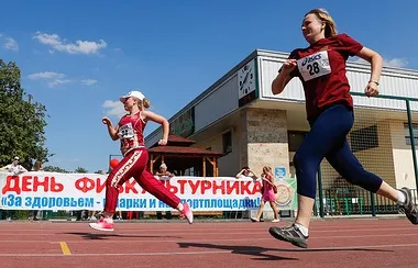 Суд заарештував втік з психіатричної лікарні чоловіка, який поранив двох поліцейських в орле - (захід вигляді взяття) Суд заарештував втік з психіатричної лікарні чоловіка, який поранив двох поліцейських в орле -