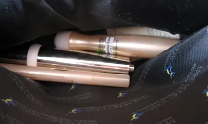 Сумка для косметики make that change beauty case, oriflame (change) Сумка для косметики make that change beauty case, oriflame