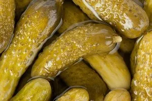 Три кращих рецепта бочкових огірків в банках на зиму з закруткою і з кип'ятінням (огірків) Три кращих рецепта бочкових огірків в банках на зиму з закруткою і з кип'ятінням
