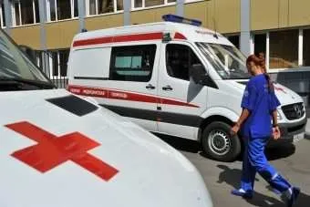 Удар струмом як надати першу допомогу потерпілому (надати) Удар струмом як надати першу допомогу потерпілому