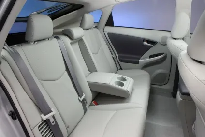 Toyota prius гібрид огляд, характеристики, ціна (prius) Toyota prius гібрид огляд, характеристики, ціна