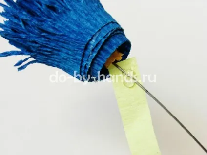 Хризантеми з гофрованого паперу своїми руками майстер клас (гофрованої) Хризантеми з гофрованого паперу своїми руками майстер клас