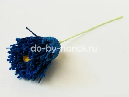 Хризантеми з гофрованого паперу своїми руками майстер клас (майстер) Хризантеми з гофрованого паперу своїми руками майстер клас