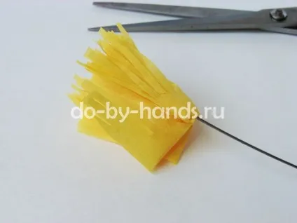 Хризантеми з гофрованого паперу своїми руками майстер клас (руками) Хризантеми з гофрованого паперу своїми руками майстер клас