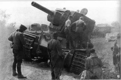 Знай наших! Кв-1 в поодинці воював з дивізією німців (німців) Знай наших! Кв-1 в поодинці воював з дивізією німців