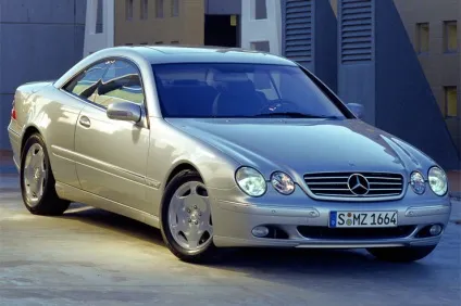 9 Автомобілів, які не варто купувати (стоїть) 9 Автомобілів, які не варто купувати