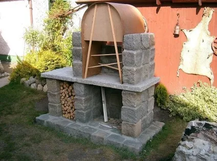 Барбекю з каменю (каменю) Барбекю з каменю