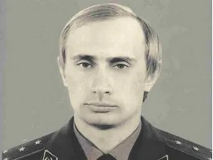 Колишній радянський розвідник в КДБ путина називали недопалком, після - блідою міллю, зараз - ботоксом