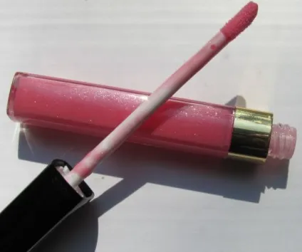 Блиск для губ levres scintillantes №144 rose dilemma від chanel - відгуки, фото і ціна (rose) Блиск для губ levres scintillantes №144 rose dilemma від chanel - відгуки, фото і ціна