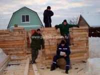 Бригада будівельників платників
