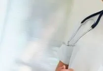 Бородавка на носі фото, лікування, причини, як позбутися і видалити ущільнення (бородавка) Бородавка на носі фото, лікування, причини, як позбутися і видалити ущільнення