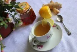 Чай з лимоном