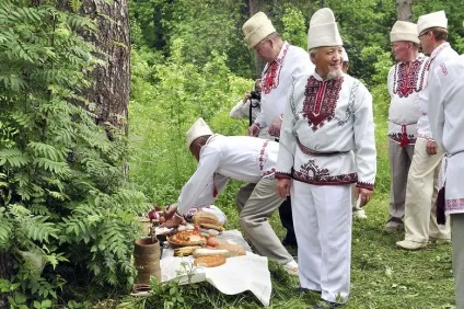 Що марійці просять у дерев в священному гаю - таємниці релігій - новини (Фото Ольга Бондарева) Що марійці просять у дерев в священному гаю - таємниці релігій - новини