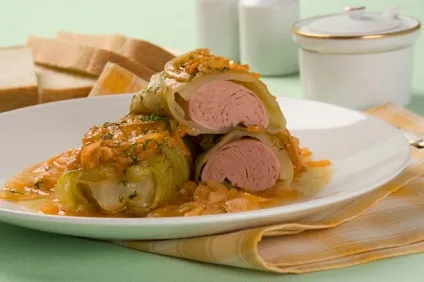 Що готувати з сосисок 5 цікавих страв, продукти і напої, кухня, аргументи і факти (стакан м'ясного бульйону) Що готувати з сосисок 5 цікавих страв, продукти і напої, кухня, аргументи і факти