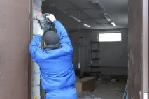 металевих