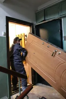 металевих
