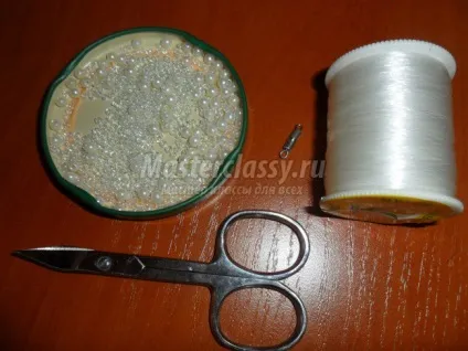 Дитячий браслет з бісеру