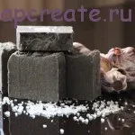 Домашні бальзами для губ