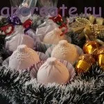 Домашні бальзами для губ